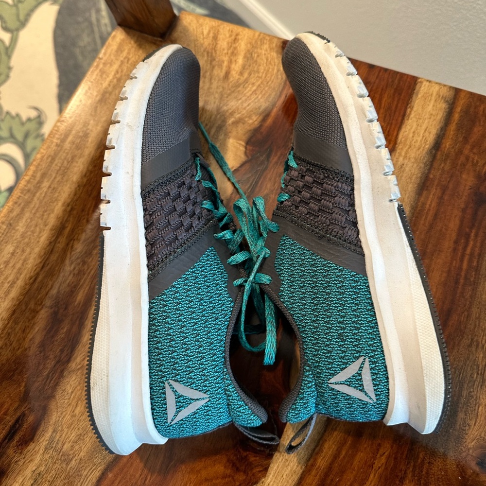 Worn once Reebok size 8 1/2